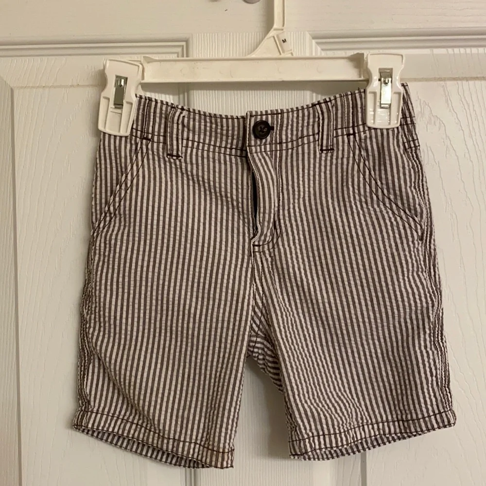 Gymboree Gray White Cotton Seersucker Shorts with Elastic Waist Size 2T